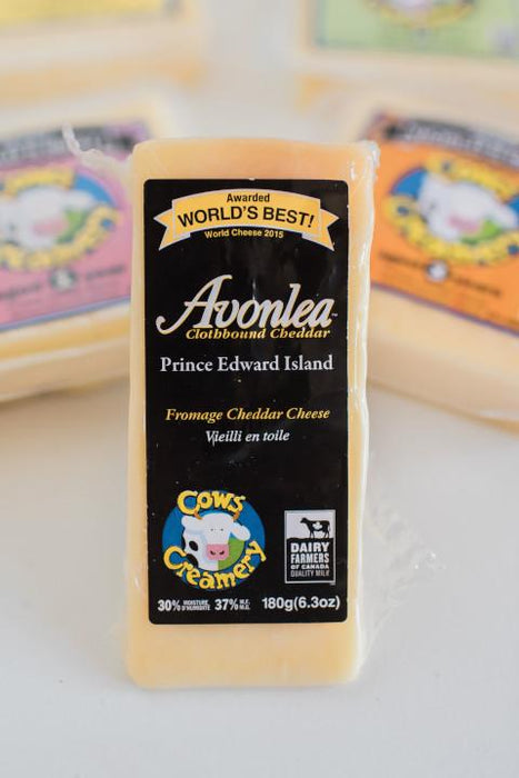 Cows Creamery Avonlea Clothbound Cheddar